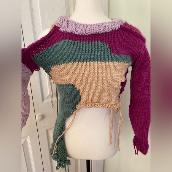 Deconstructed Artisan Handknitted Sweater - Picture 5 of 8